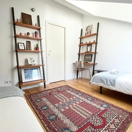 דירה Downtown Boutique Duplex *