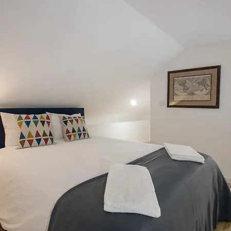 شقة Downtown Boutique Duplex Lisboa